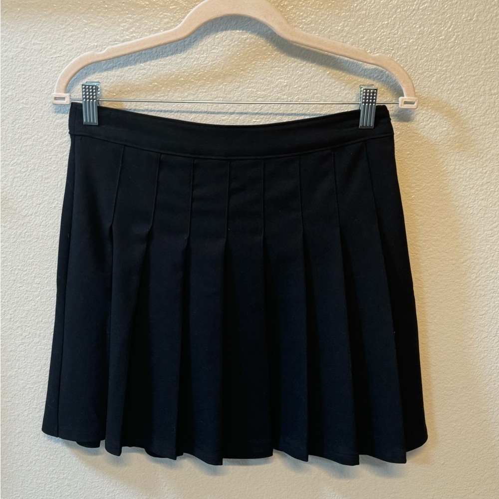 Hollister High-Rise Pleated Mini Skirt